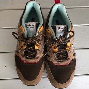 REEBOK Ventilator Hexalite